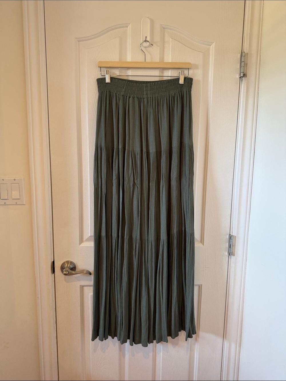 Spice Olive Green Tiered Boho Maxi Skirt M/L - Picture 2 of 5